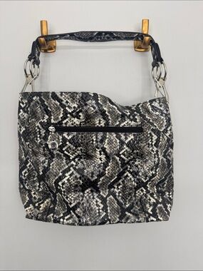 Python-Print Shoulder Bag in Black & White